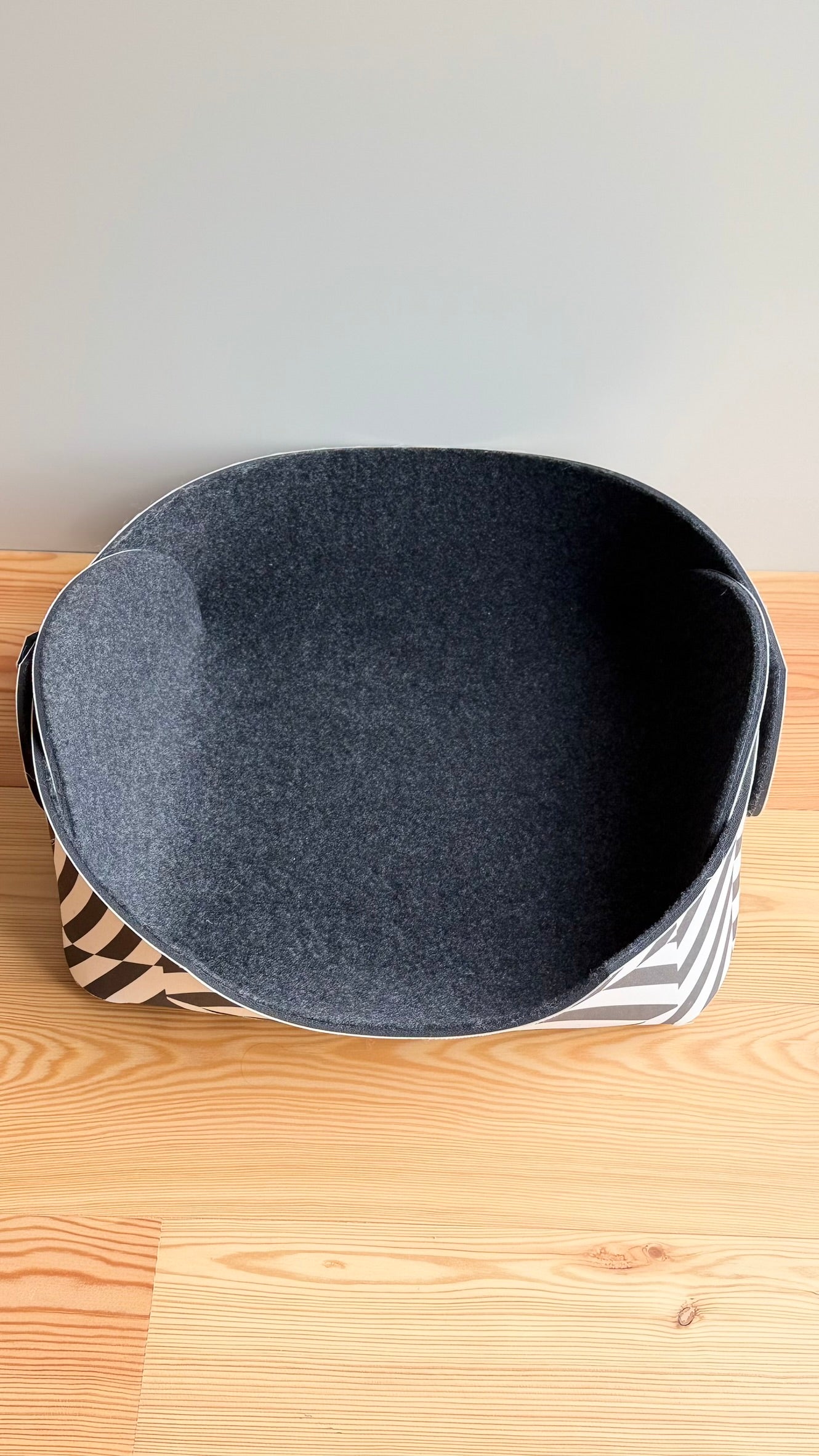 MONO Pet Bed Reversible