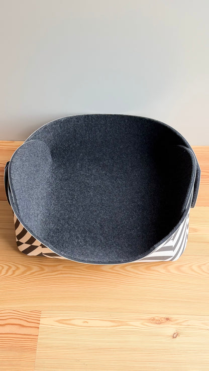 MONO Pet Bed Reversible