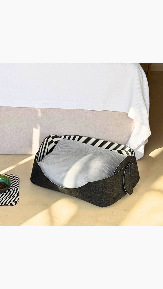 Mono Pet Bed Reversible